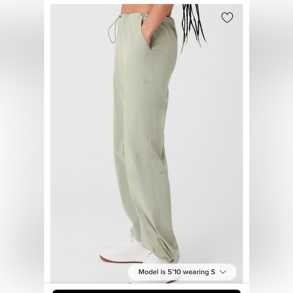 ALO Yoga Limestone Green Cargo Wide-Leg Pants - Picture 2 of 12